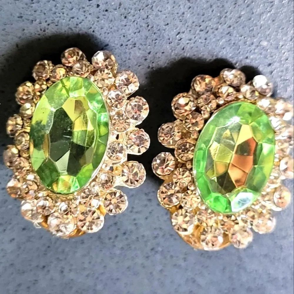 Vintage 50s Crystal Glass Earrings